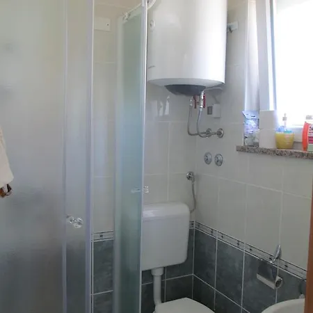 Apartamento Julija 1 Fužine